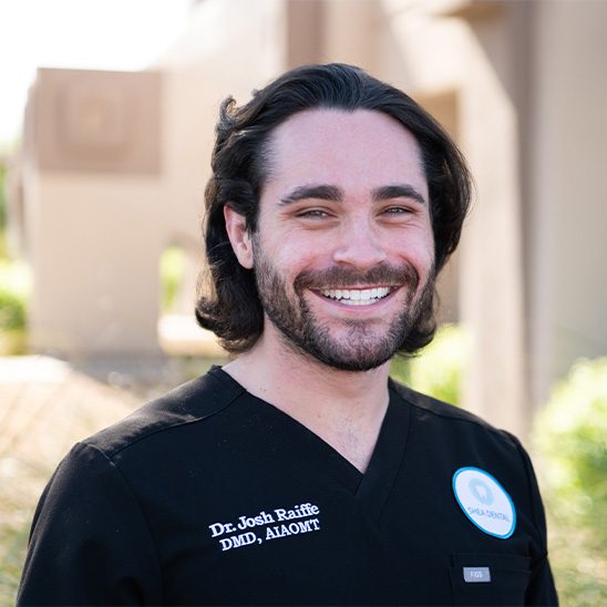 Scottsdale Arizona dentist Doctor Josh Raiffe